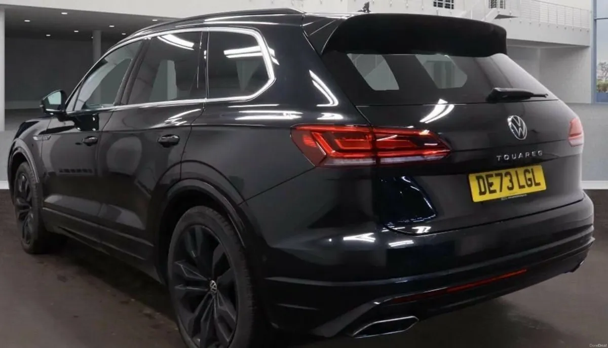 3.0 TDI V6 R-Line Tech Plus SUV 5dr Diesel Tiptron - Image 4