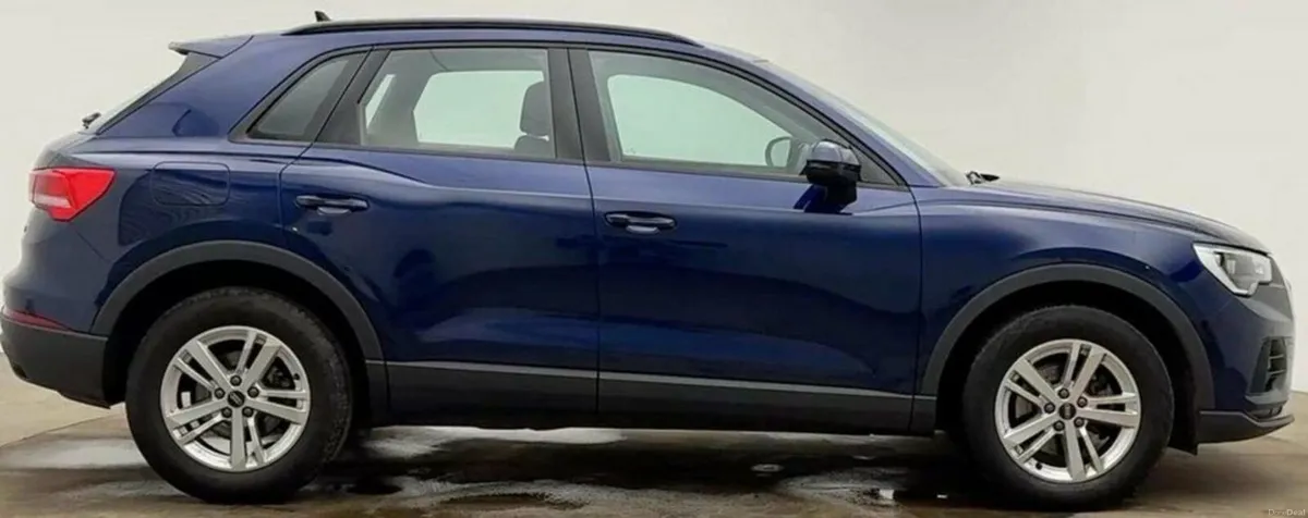 2.0 TDI 35 Technik SUV 5dr Diesel S Tronic Euro 6 - Image 2