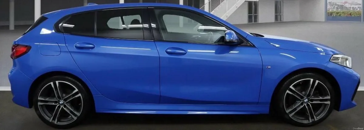 2.0 118d M Sport Hatchback 5dr Diesel Auto Euro 6 - Image 3