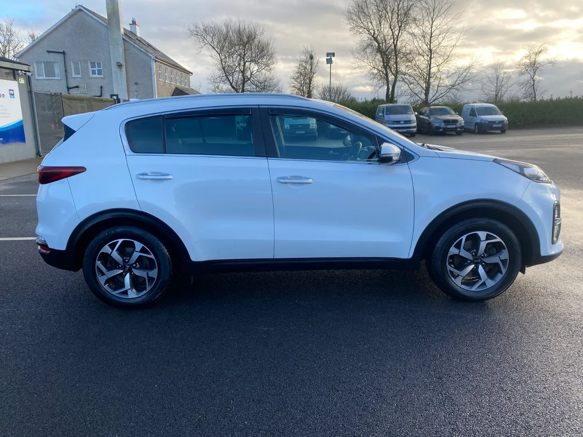 KIA SPORTAGE AUTOMATIC 1.6 DIESEL 2019 (191) - Image 4