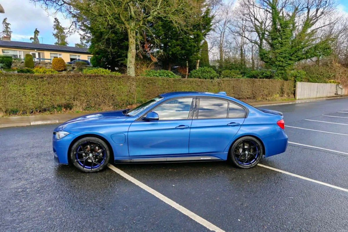 BMW 330e M Sport iPerformance - Image 4
