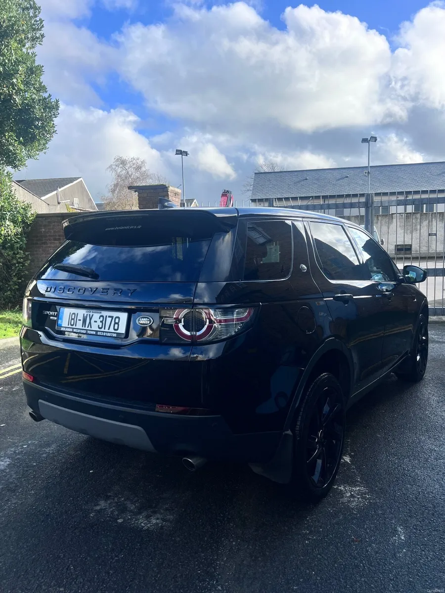 Land Rover Discovery Sport 2018 - Image 3