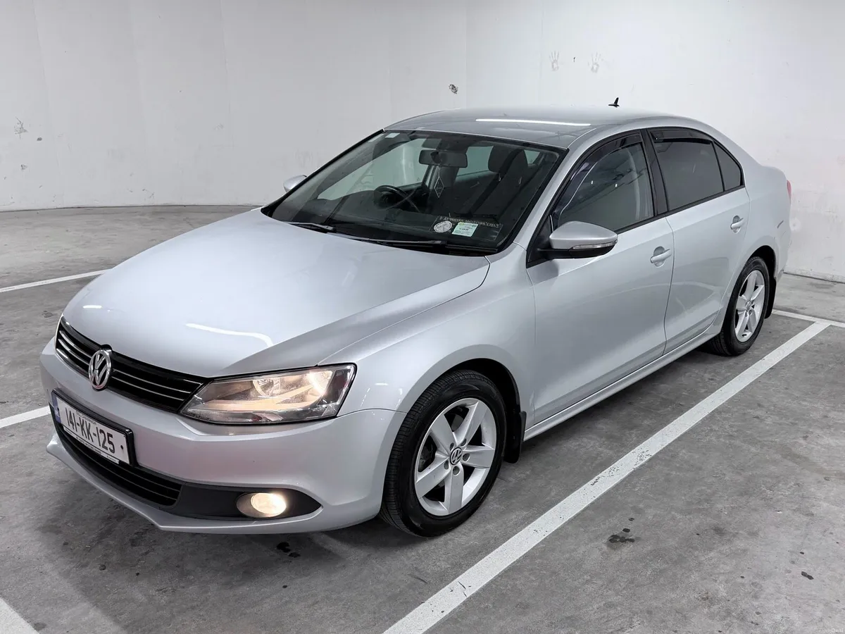2014 VW JETTA - Image 2