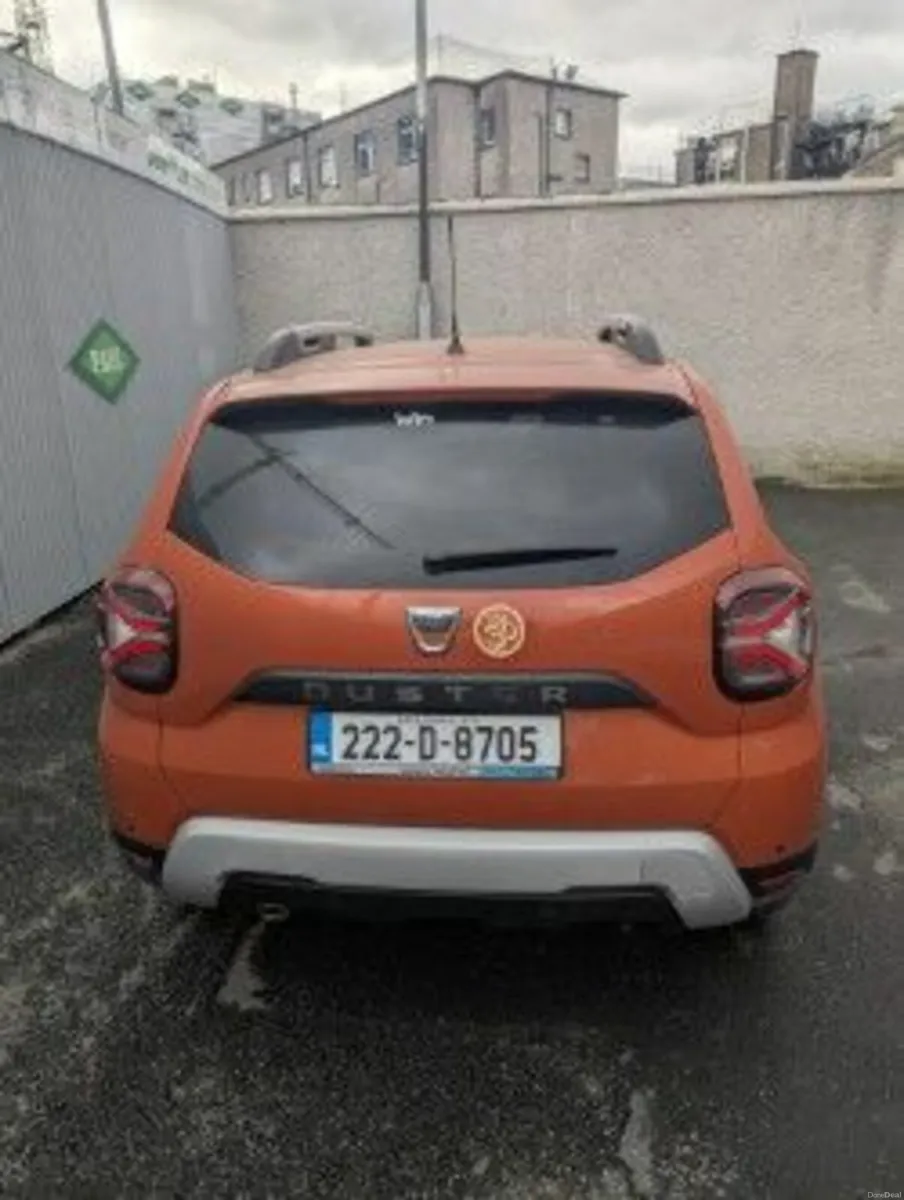 Dacia Duster 2022 Prestige Edition 1 litre 5000 km - Image 2