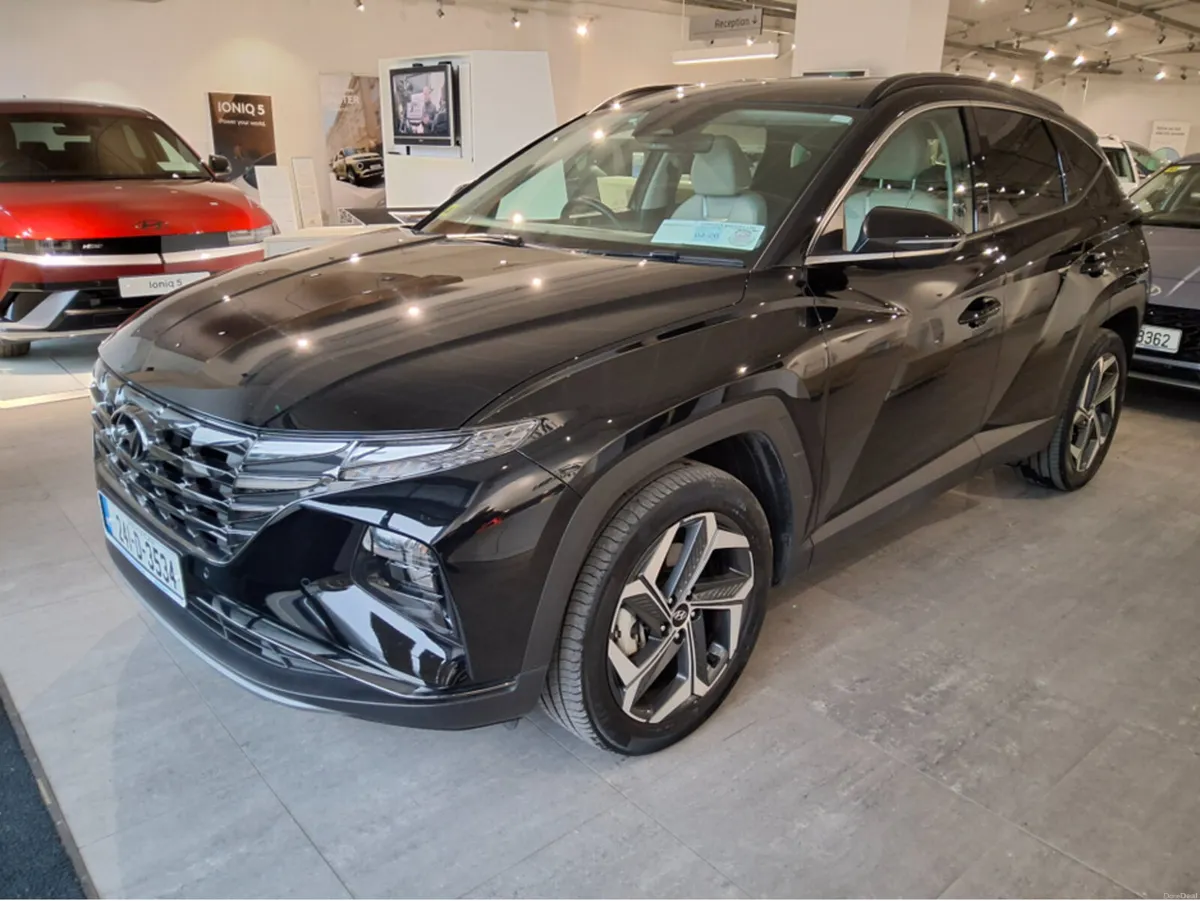 Hyundai Tucson 4WD EXECUTIVE PLUS ** PLUG IN HYBRI - Image 3