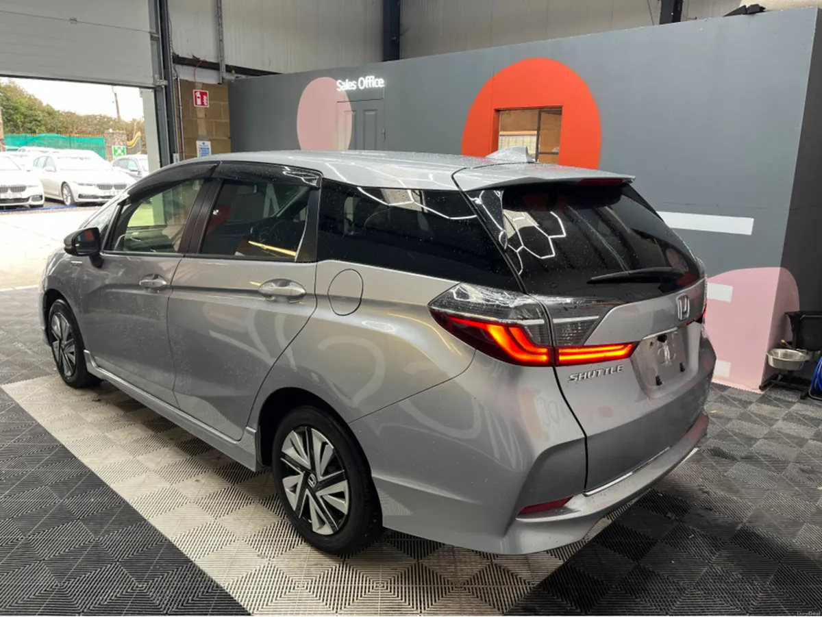Honda Shuttle 2022 HONDA SHUTTLE HYBRID SENSING 1. - Image 4