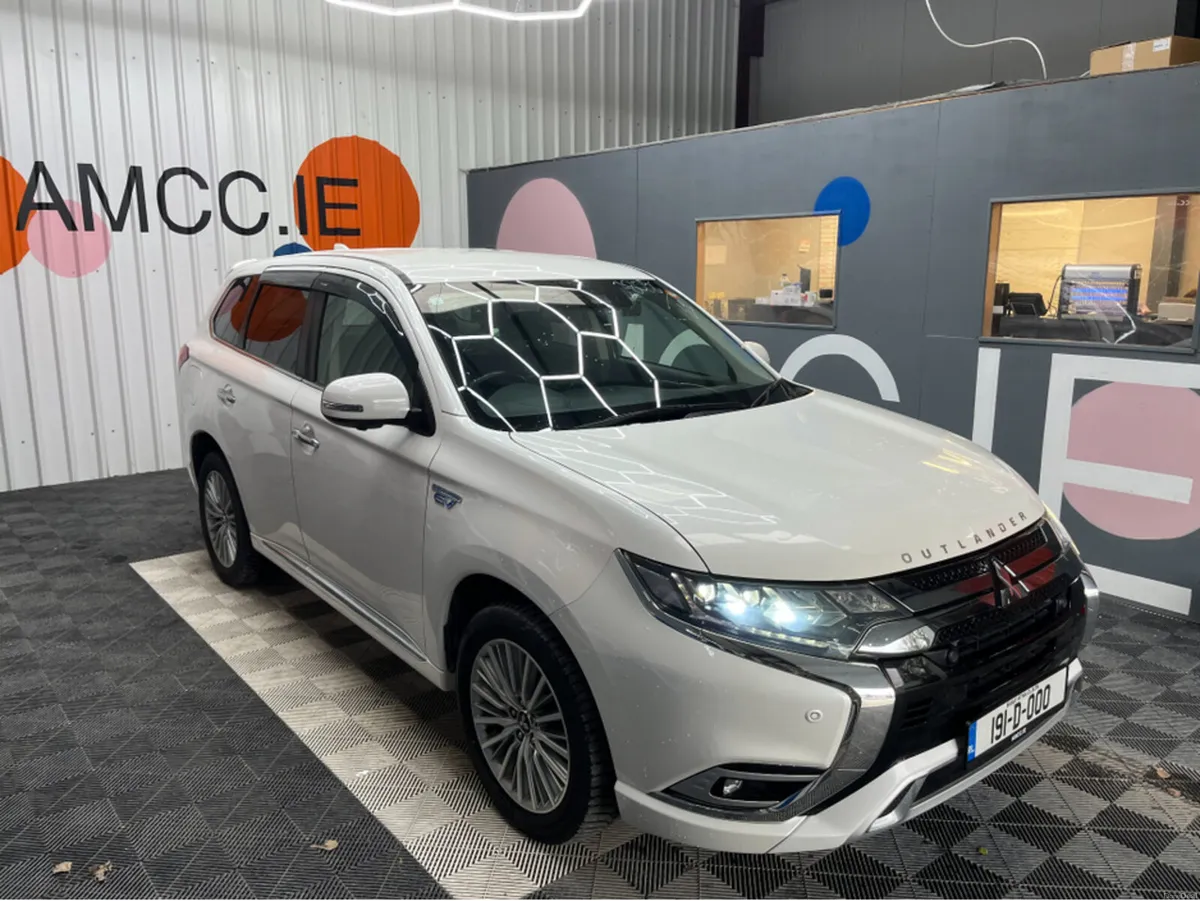 Mitsubishi Outlander 2019 MITSUBISHI OUTLANDER PHE - Image 1