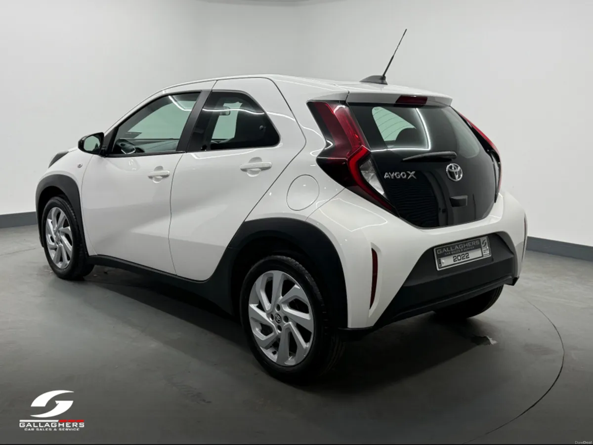 Toyota Aygo X PULSE 5DR - Image 4