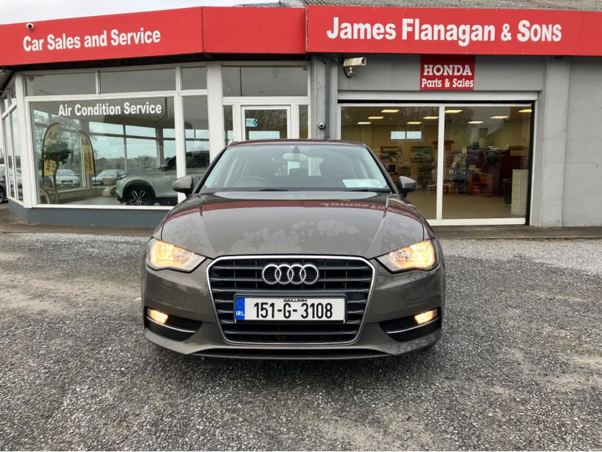 Audi A3 SPORTBACK 1.6 TDI 110 SE 4DR - Image 2