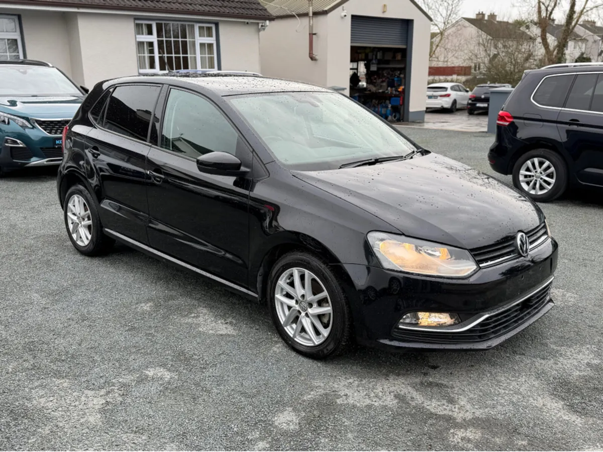 Volkswagen Polo 1.2 TSI HIGHLINE PETROL AUTOMATIC - Image 3