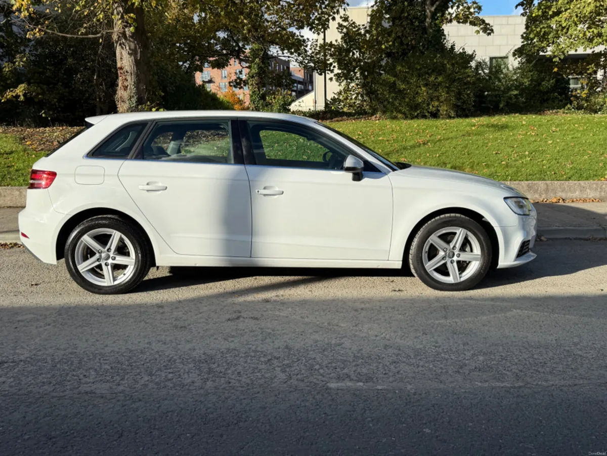 Audi A3 Sportback 30 tfsi 1.4 petrol - Image 3