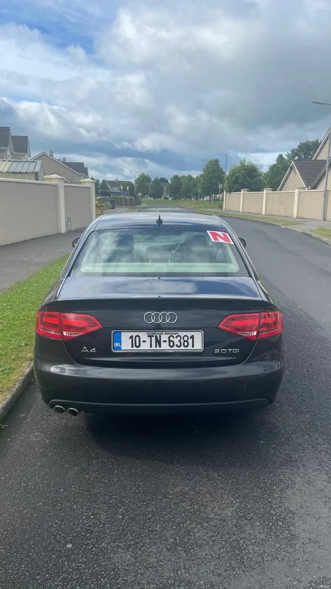 Audi A4 2010 - Image 3