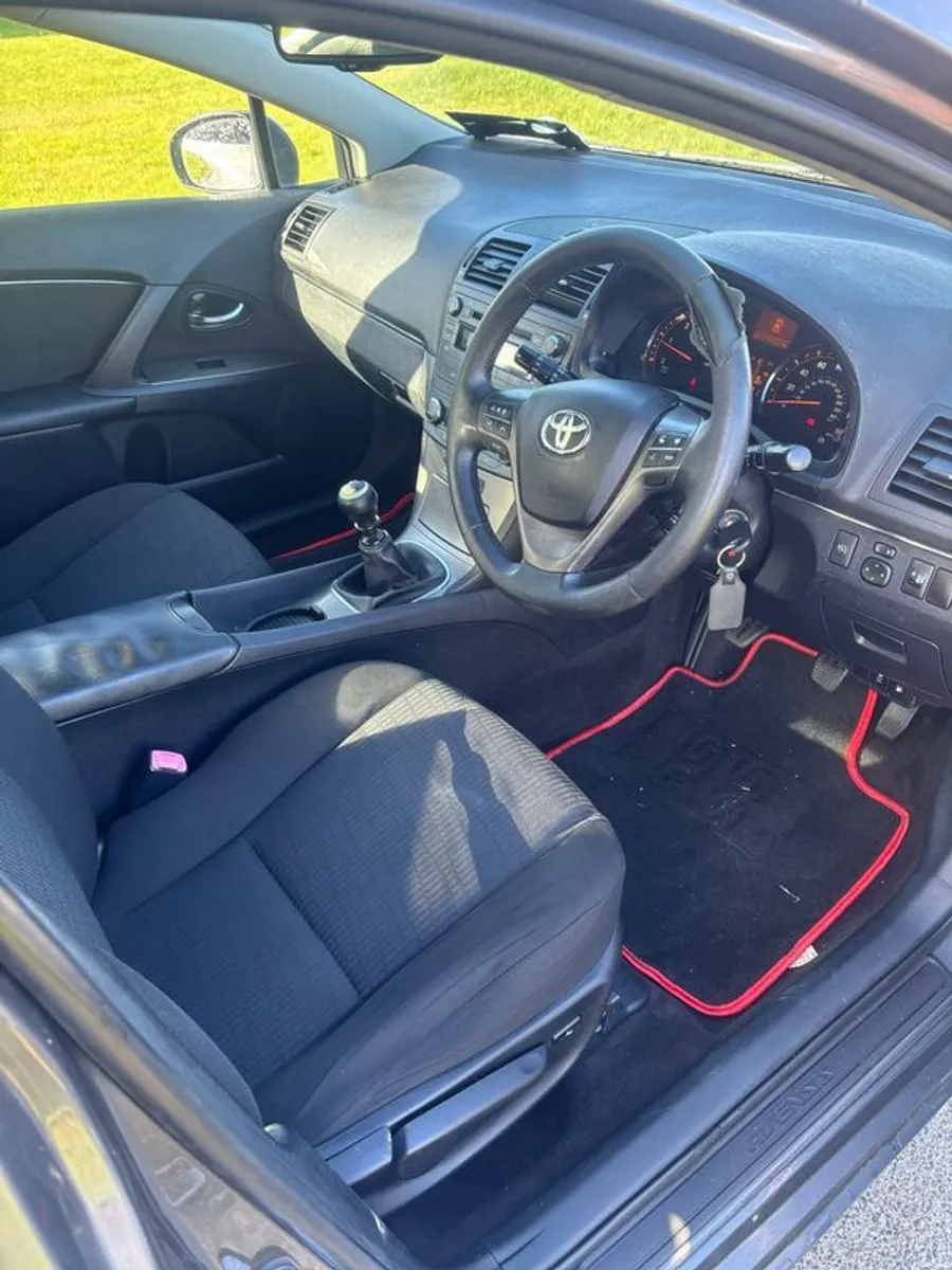 2009 Toyota Avensis - Image 4