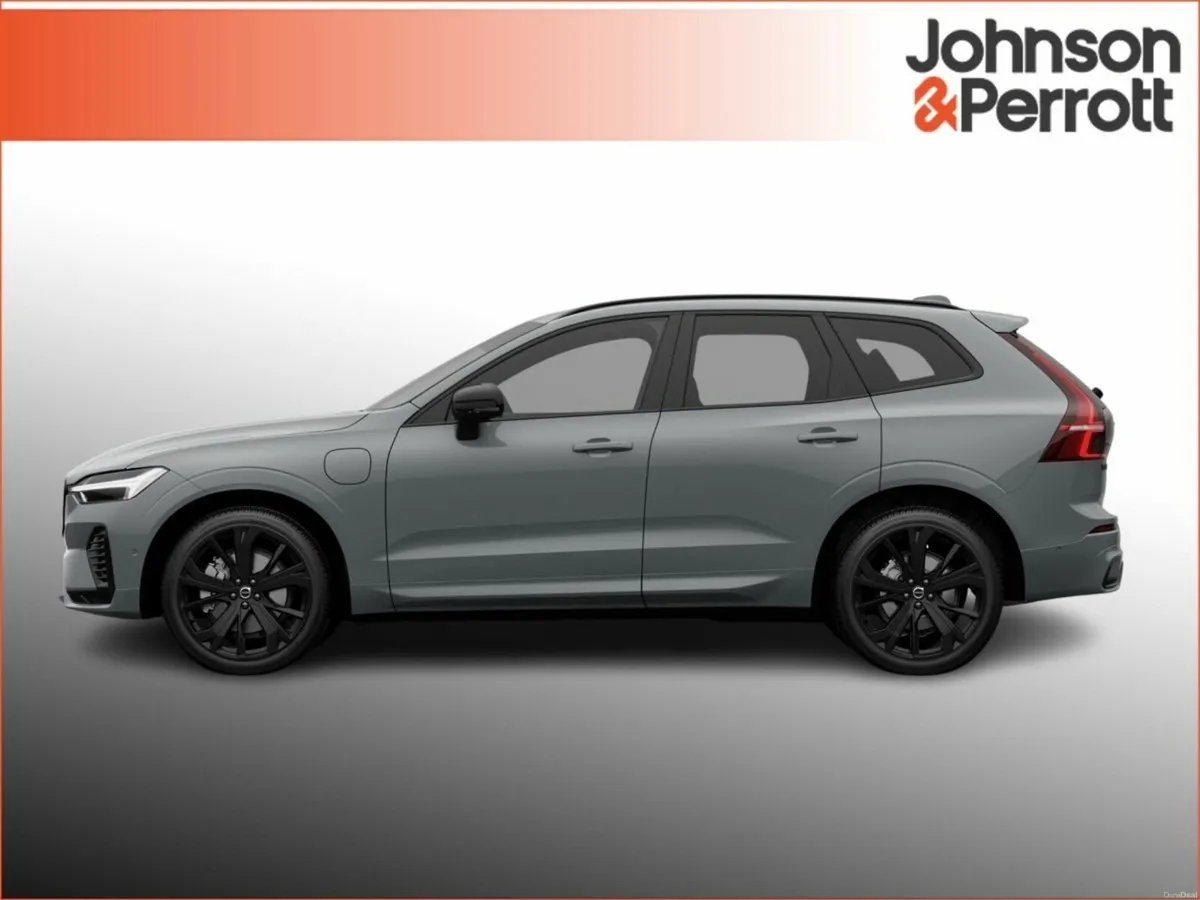 Volvo XC60 T6 335 bhp AWD PHEV Plus Black Edition - Image 5