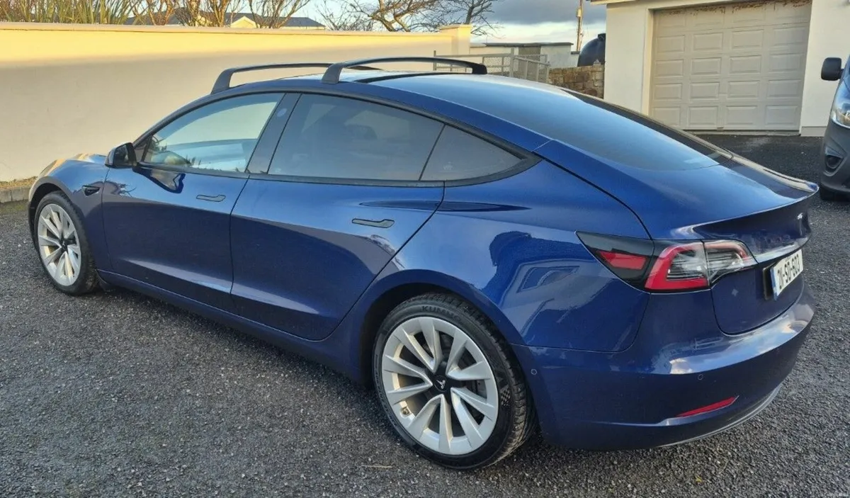AWD LONG RANGE Tesla Model 3 2021 - Image 3