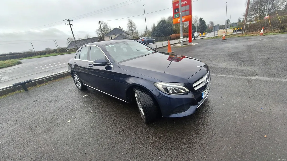 Mercedes-Benz C-Class 2016 - Image 2
