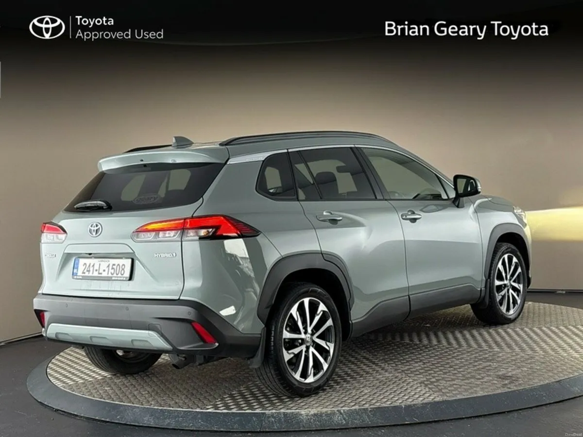 Toyota Corolla Cross HYBRID SPORT - Image 2