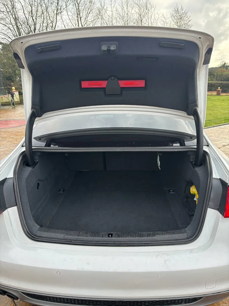 Audi A6 S Line black edition - Image 4