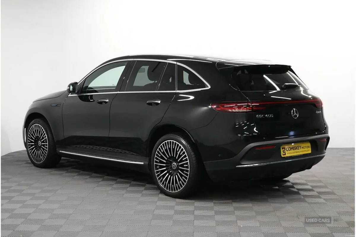 Mercedes-Benz EQC 400 AMG Line - Image 4