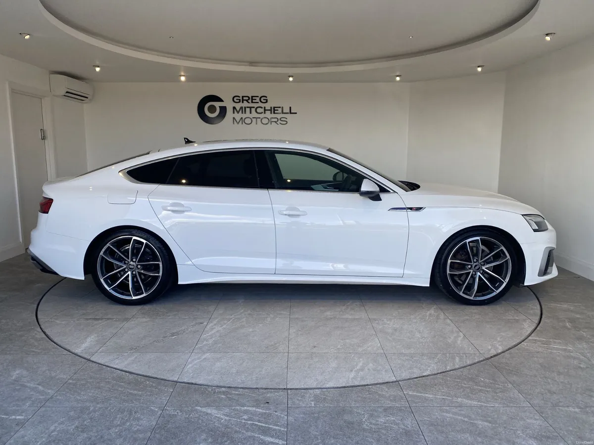 Audi A5 2022 - Image 4