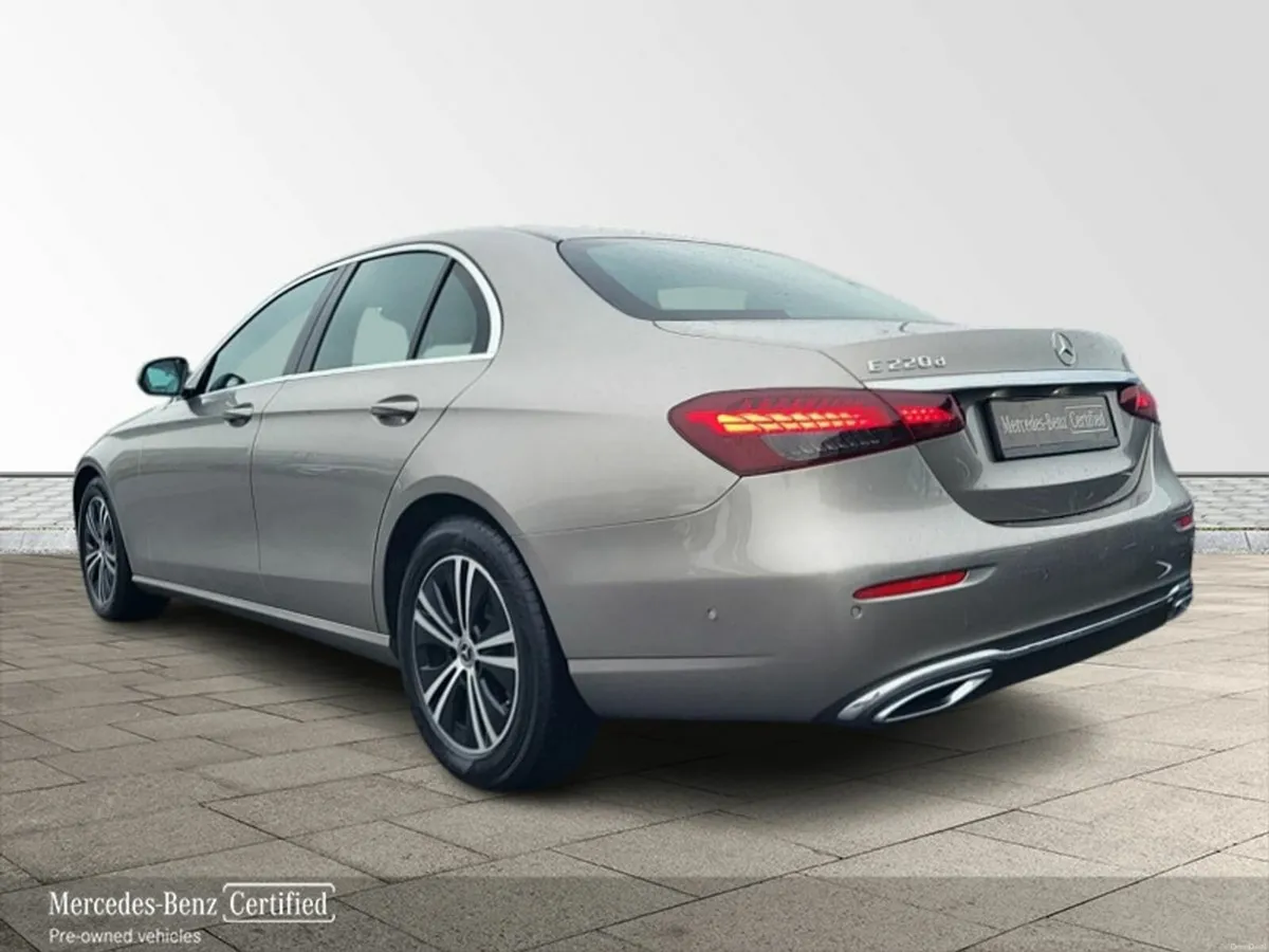 Mercedes-Benz E-Class E220d  Avantgarde Auto - Image 3