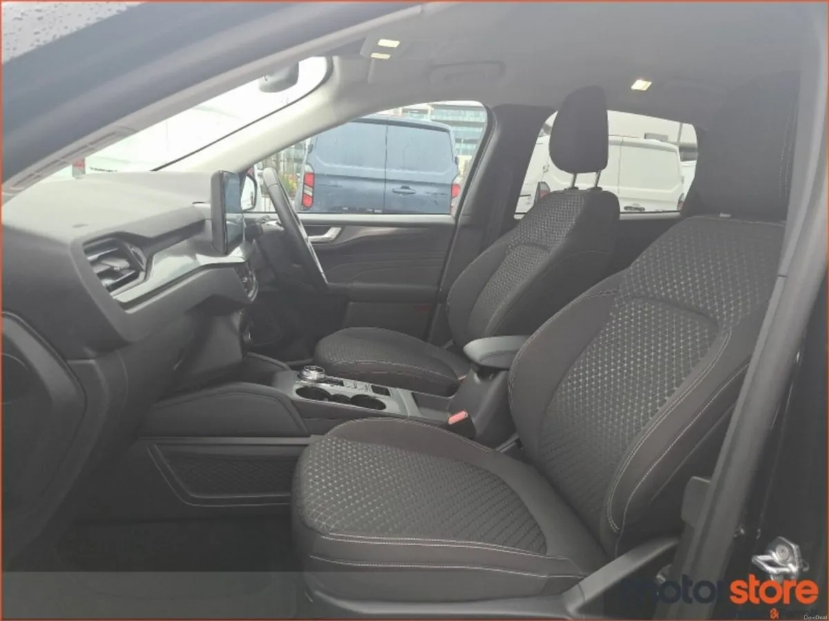Ford Kuga PHEV TITANIUM TINY MILEAGE - Image 3