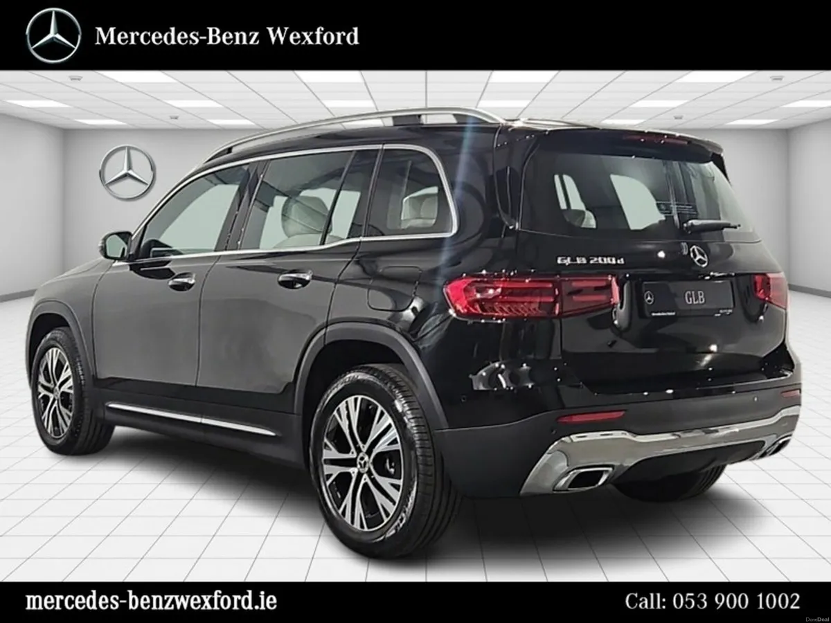 Mercedes-Benz GLB 200D - Progressive 5 seats - Image 3