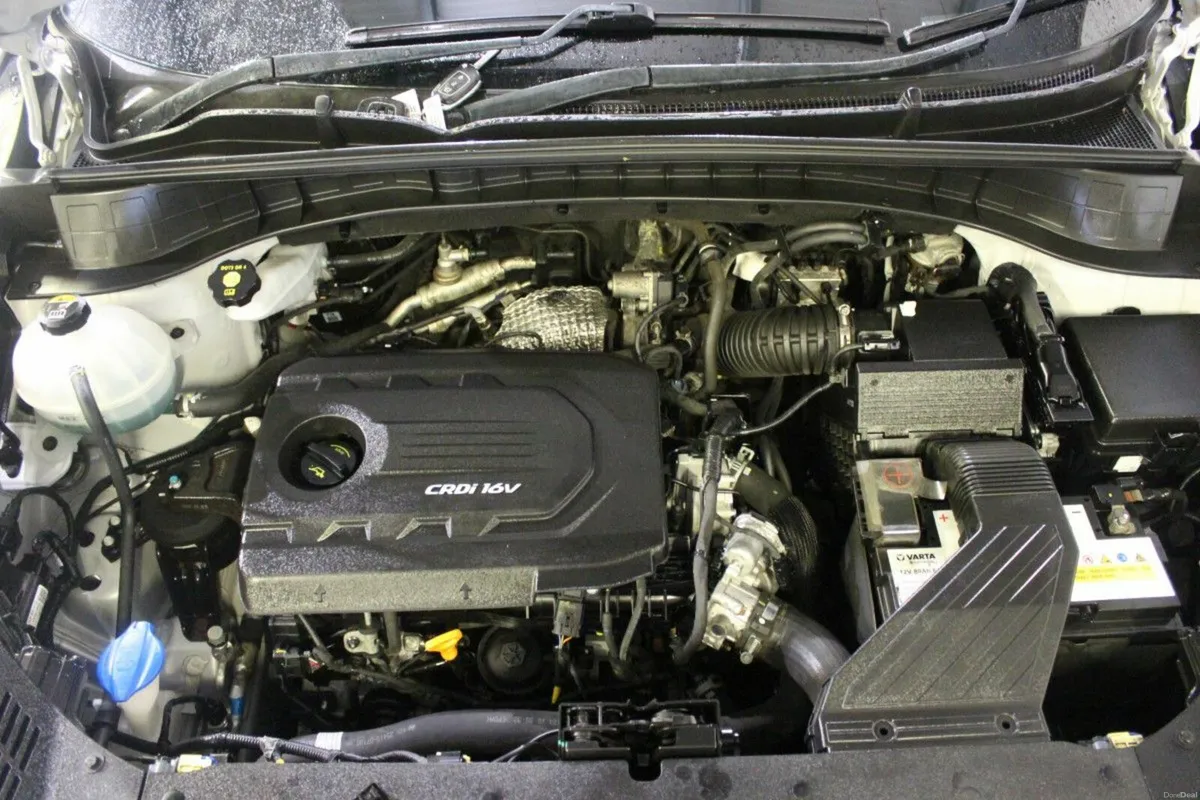 Hyundai Tucson 1.7 D Executive SE - TENDER 38 - Image 4