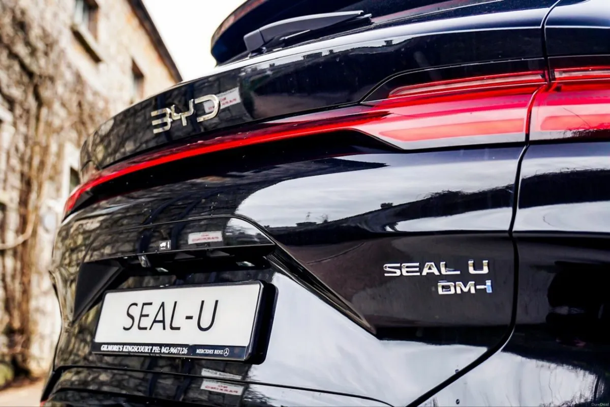 BYD SEAL U Comfort Plug in Hybrid - Image 6