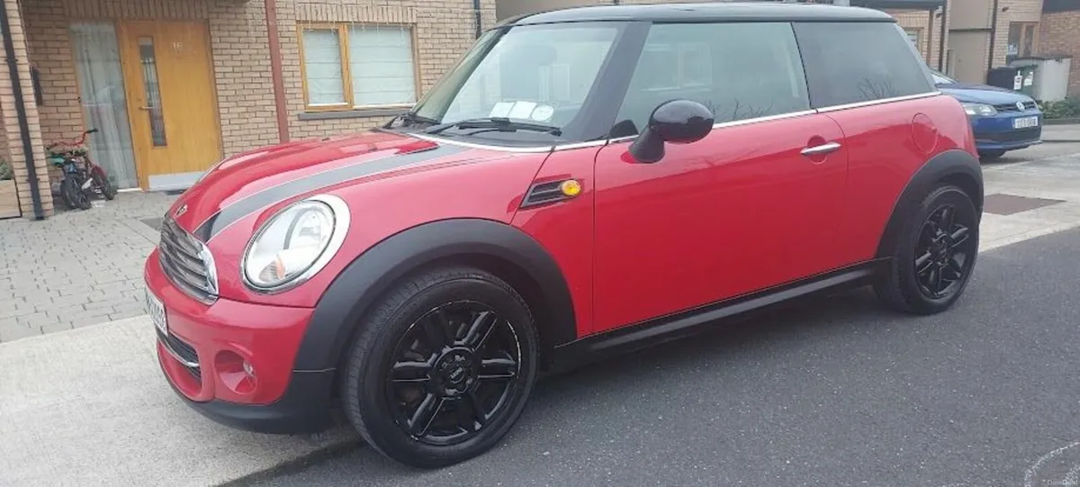 Mini Cooper 2013 - Image 1