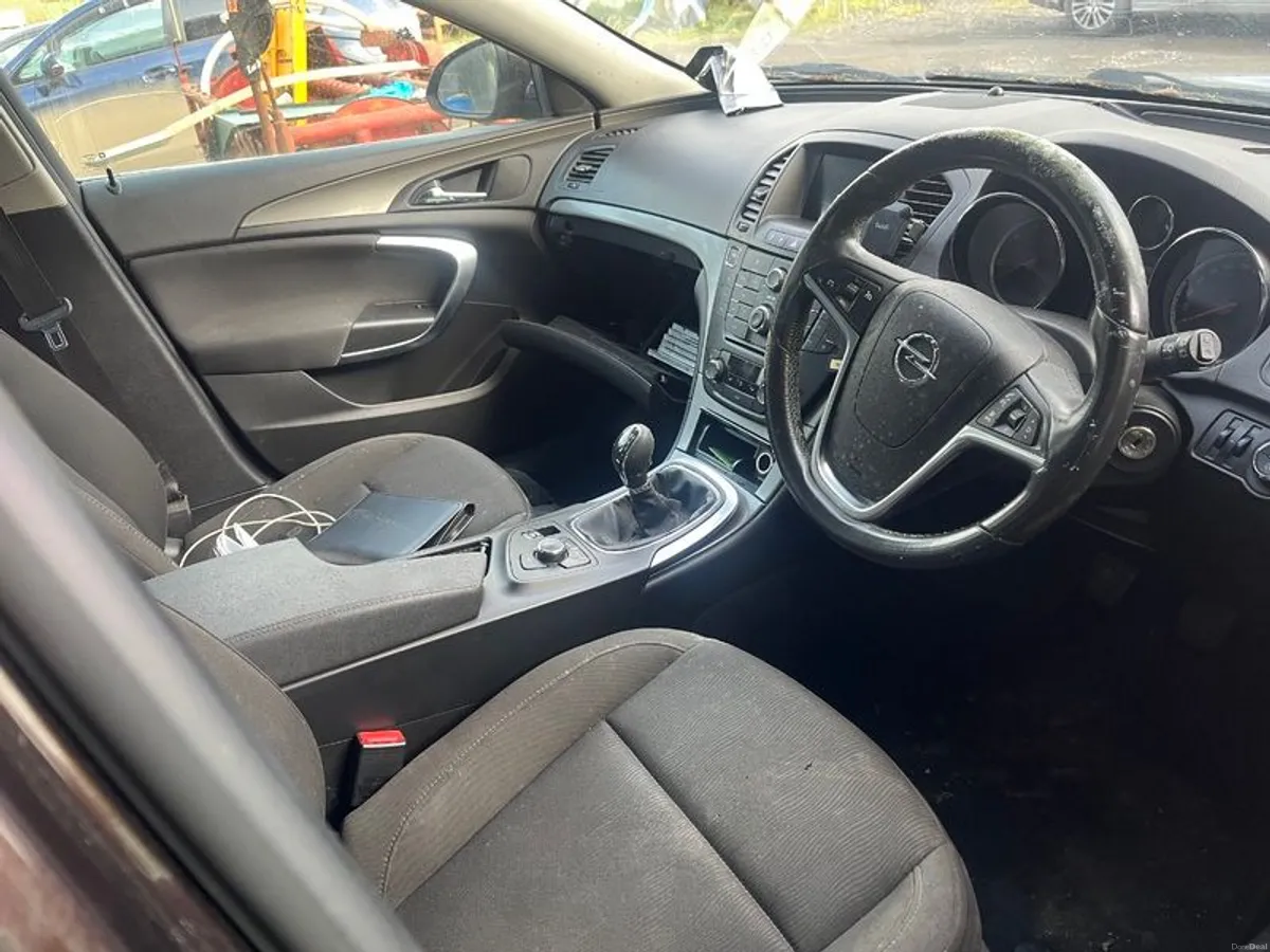 2012 Opel Insignia - Image 2