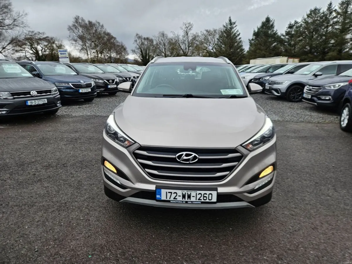 Hyundai Tucson 2.0 SE NAV Automatic 4wd - Image 3