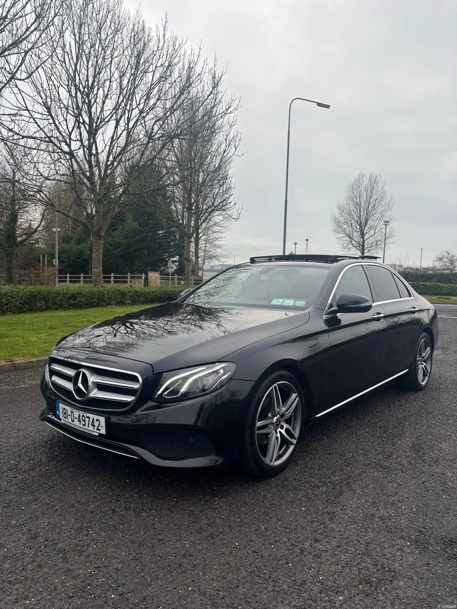 Mercedes-benz E220D PREMIUM(Huge Specs)2018 - Image 3