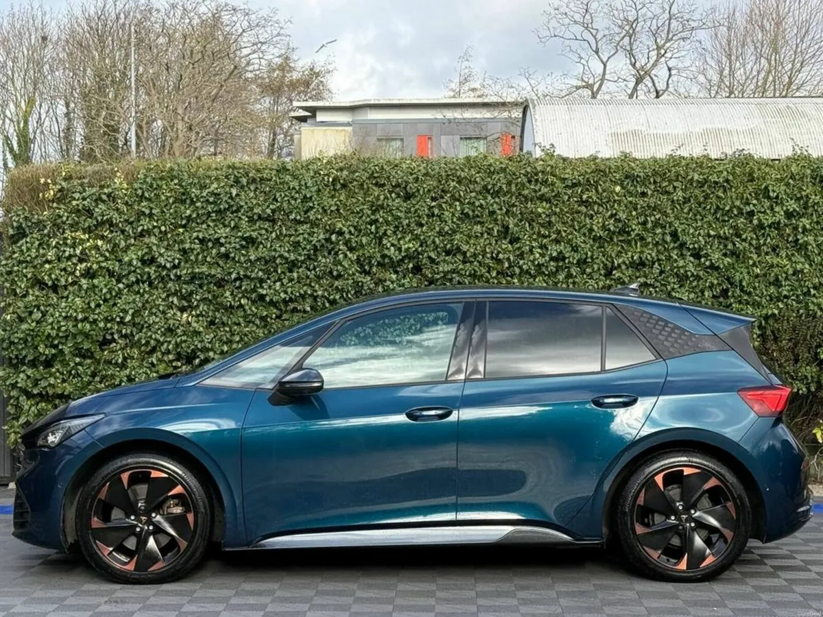 Cupra Born E-BOOST 77 KWH ** HUGE SPEC ** // PERFO - Image 3