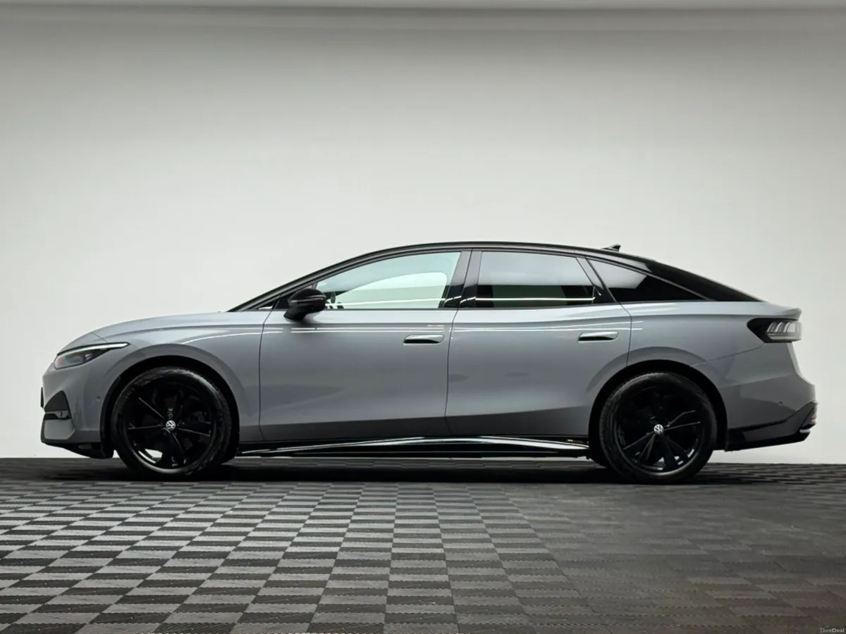 Volkswagen ID.7 MATCH PRO 77KWH BLK PACK - Image 4