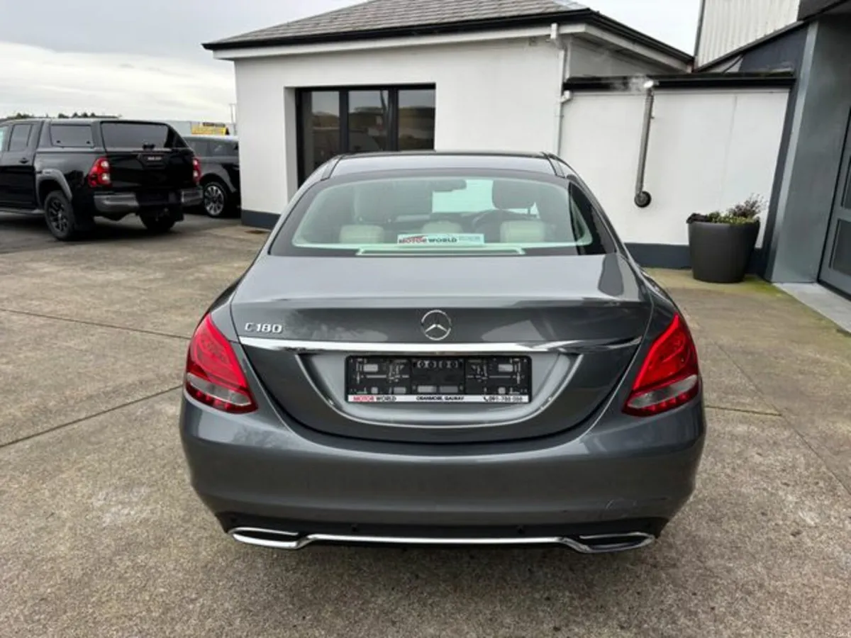 Mercedes-Benz C-Class C 180 Avantgarde 4DR Auto - Image 3