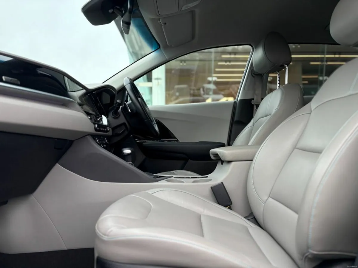 Kia Niro Plug in hybrid - Image 2