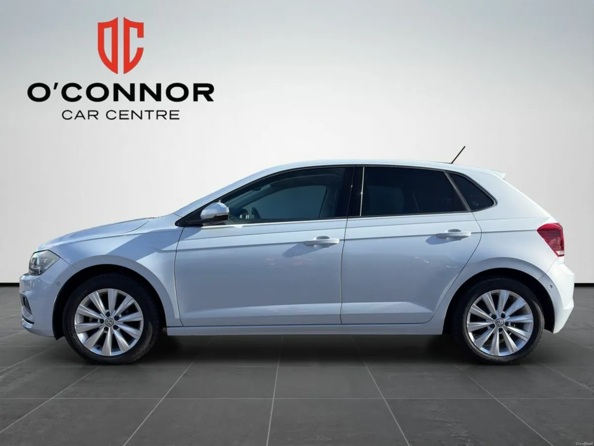 Volkswagen Polo "White on the outside, tan luxury - Image 2