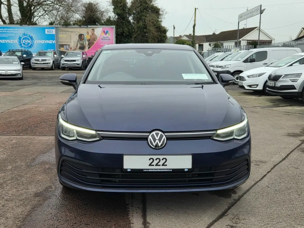 Volkswagen Golf LIFE TDI - Image 2