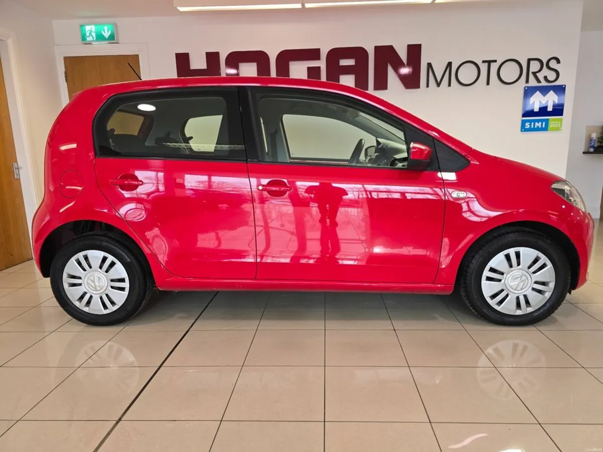 Volkswagen up! Move Up 1.0 5Dr Automatic - Image 3