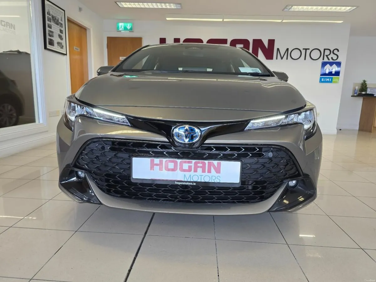 Toyota Corolla Hybrid Luna H/B Automatic - Image 2