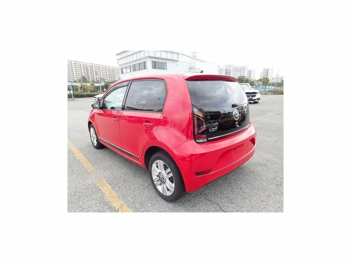 Volkswagen up! Beats 1.0 5Dr H/B Automatic - Image 4