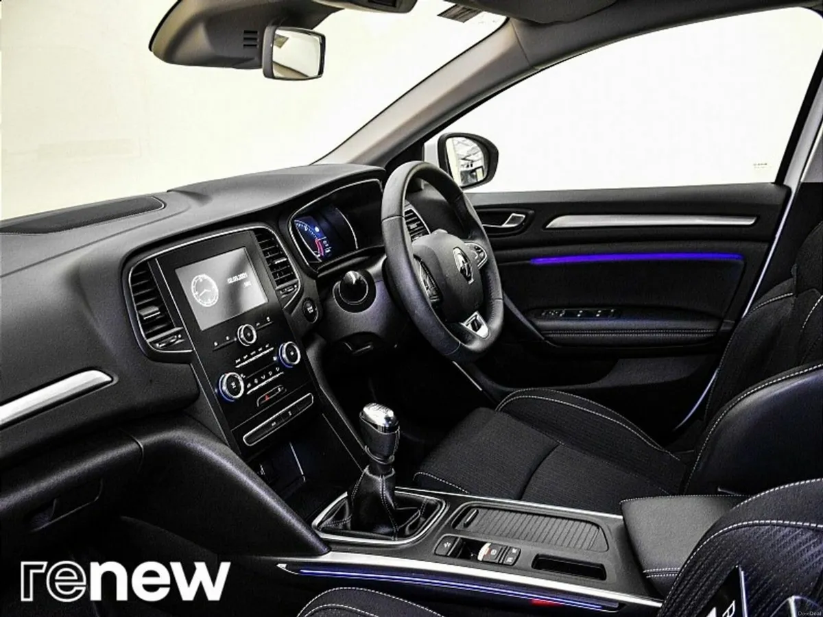 Renault Megane 1.5 Blue dCi 115 Iconic - Image 5