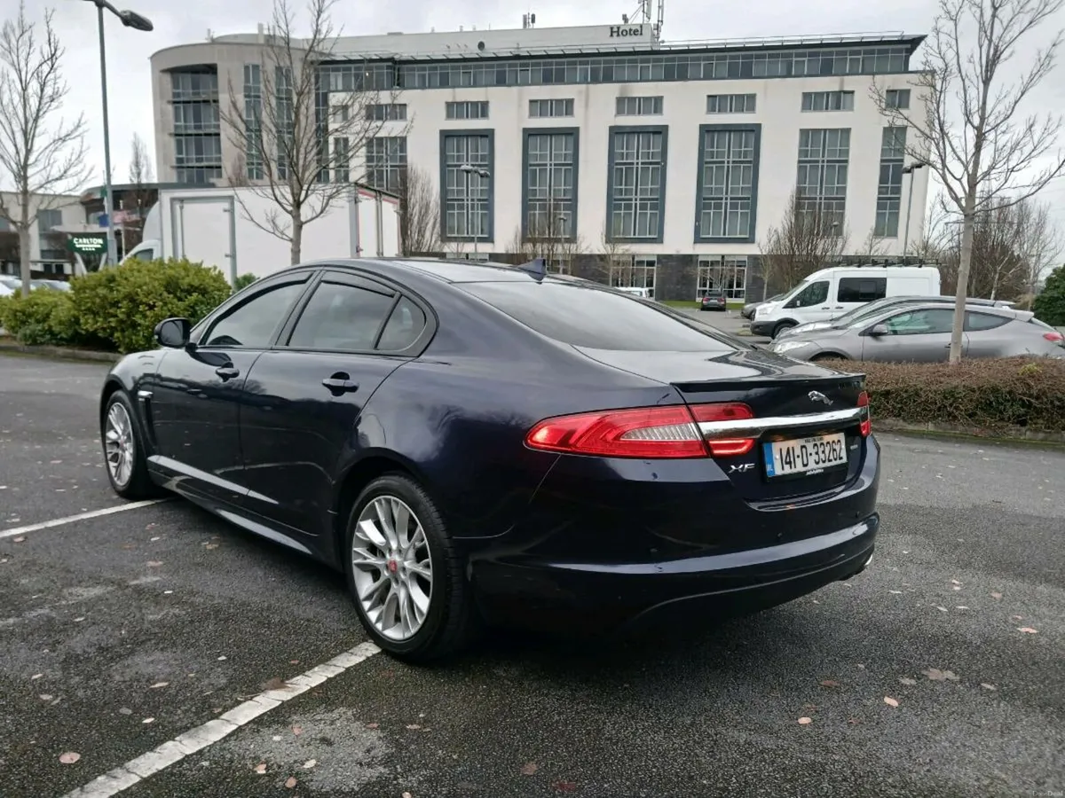 Jaguar XF R.Sport 2.2 Auto .Navy Metalic Sport Int - Image 4