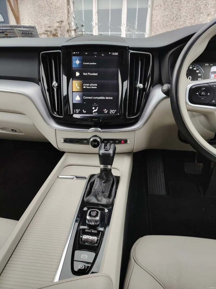 Volvo XC60 2020 - Image 3
