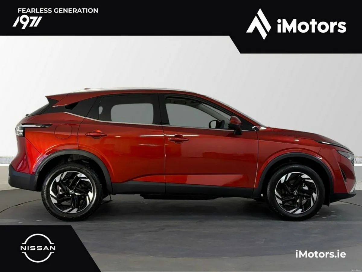 Nissan Qashqai DEMO NO MILEAGE 1.3 HYB SV Premium - Image 2