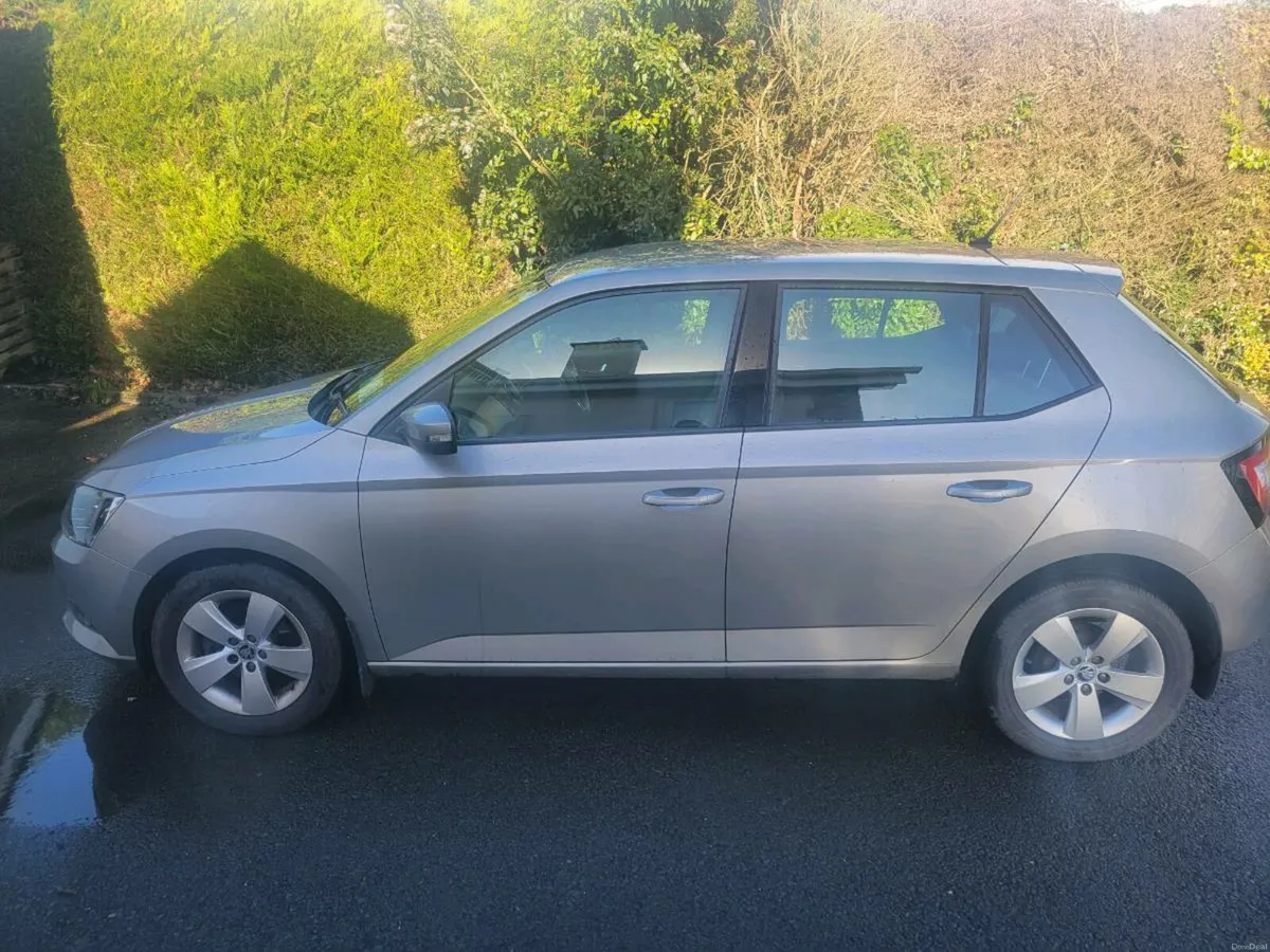 Skoda Fabia 2017 Heated seats - Image 4