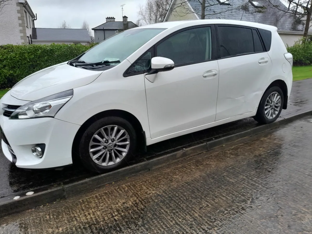 2016 Toyota Verso nct 02/27 low milage €4700 - Image 2