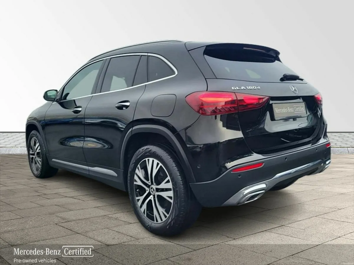 Mercedes-Benz GLA GLA180d  Progressive AUTO - Image 3