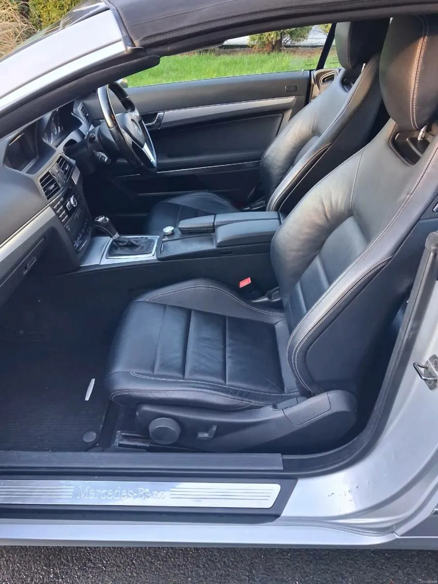 Car - Image 6